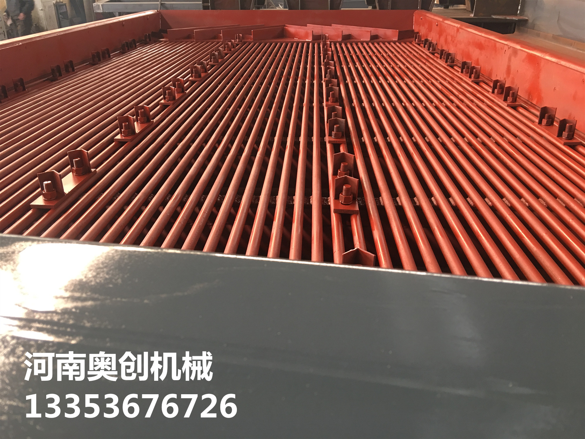 奧創(chuàng)圓振篩展示2 奧創(chuàng)圓振篩展示2