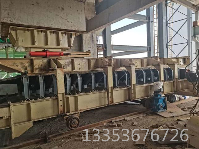 重型帶式給礦機 重型帶式給礦機